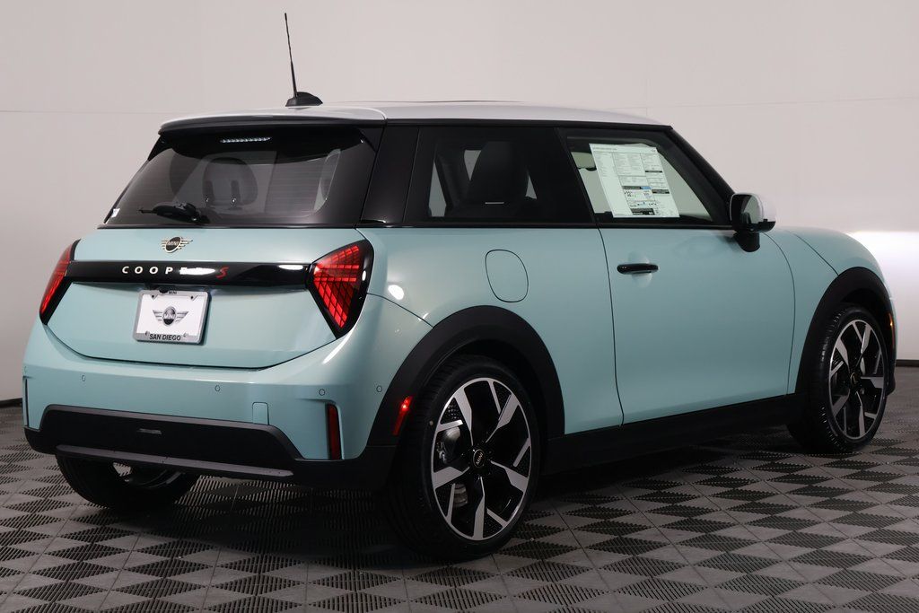 2025 MINI Cooper S 2