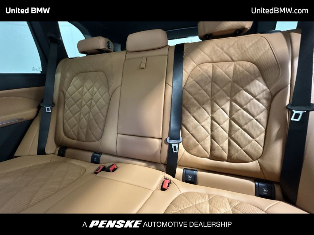 Thumbnail: 2026 BMW X5 - 21