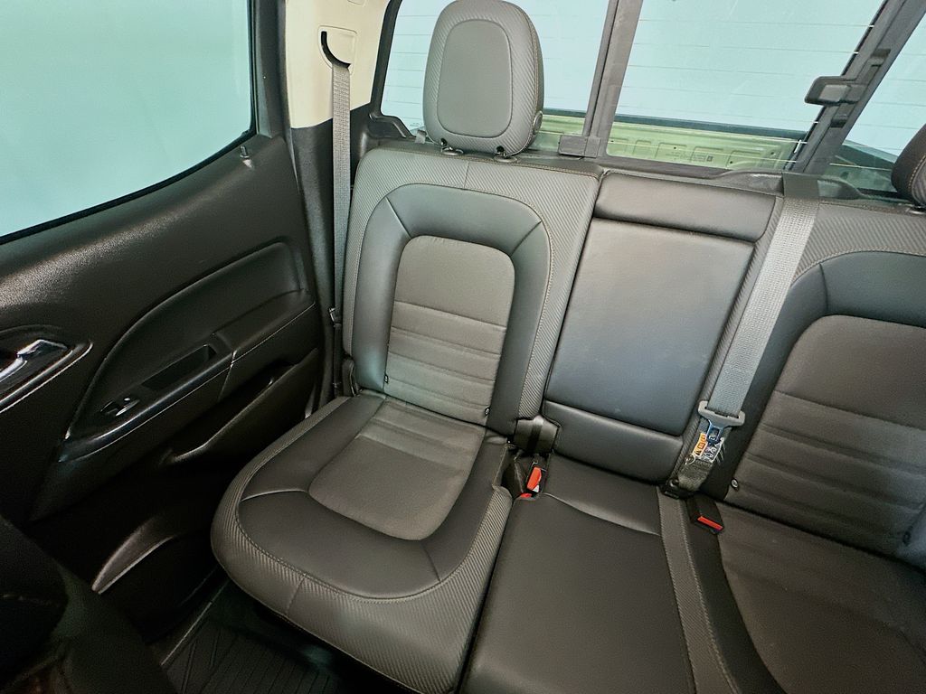 Used 2021 Beige GMC AT4 w/Cloth image 12