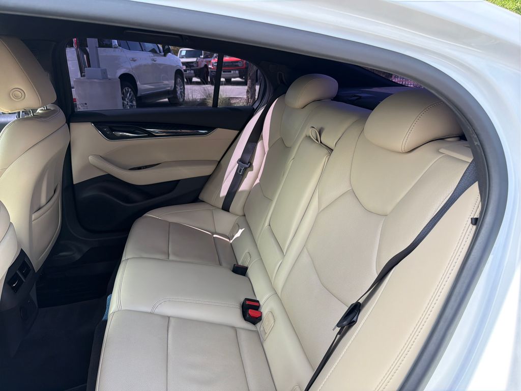 Used 2022 White Cadillac Premium Luxury image 36
