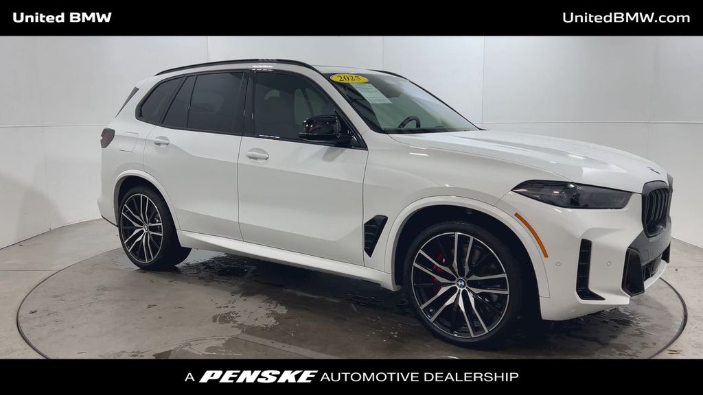 2025 BMW X5 M60i 2