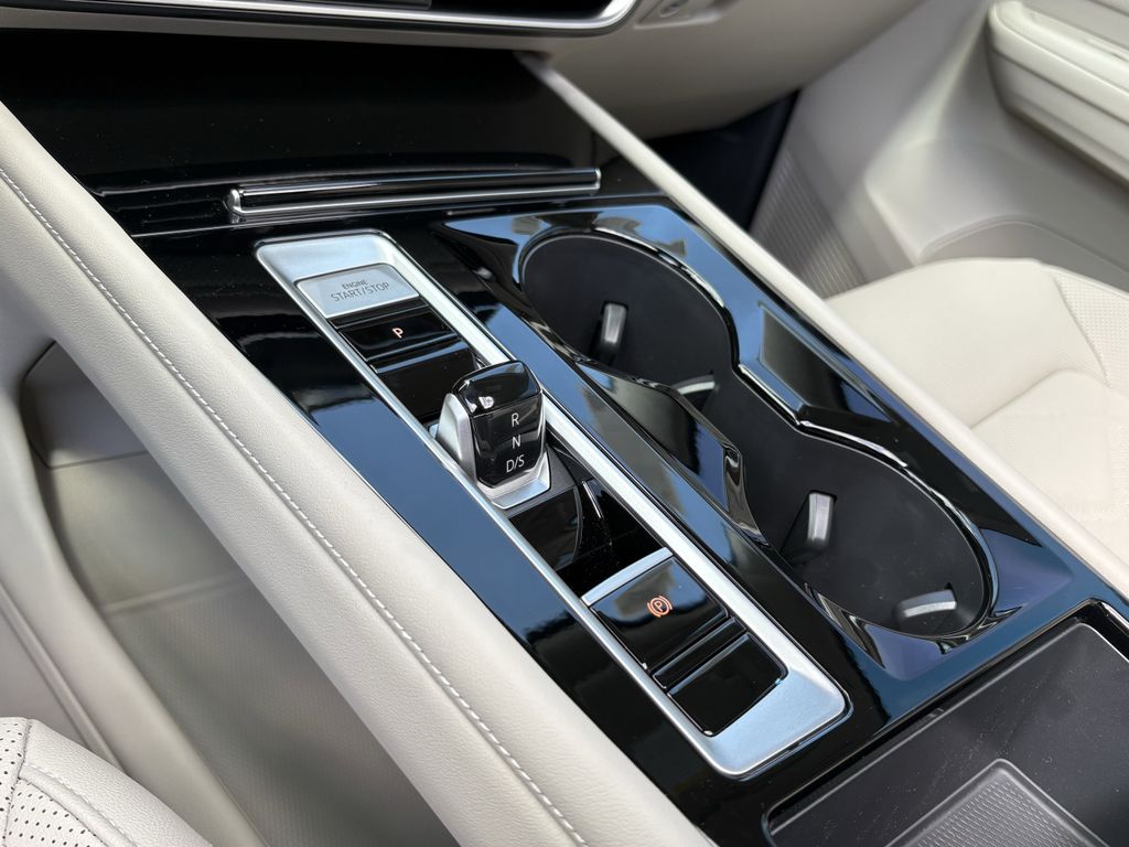 New 2026 Opal White Volkswagen 2.0T SE w/Technology image 21