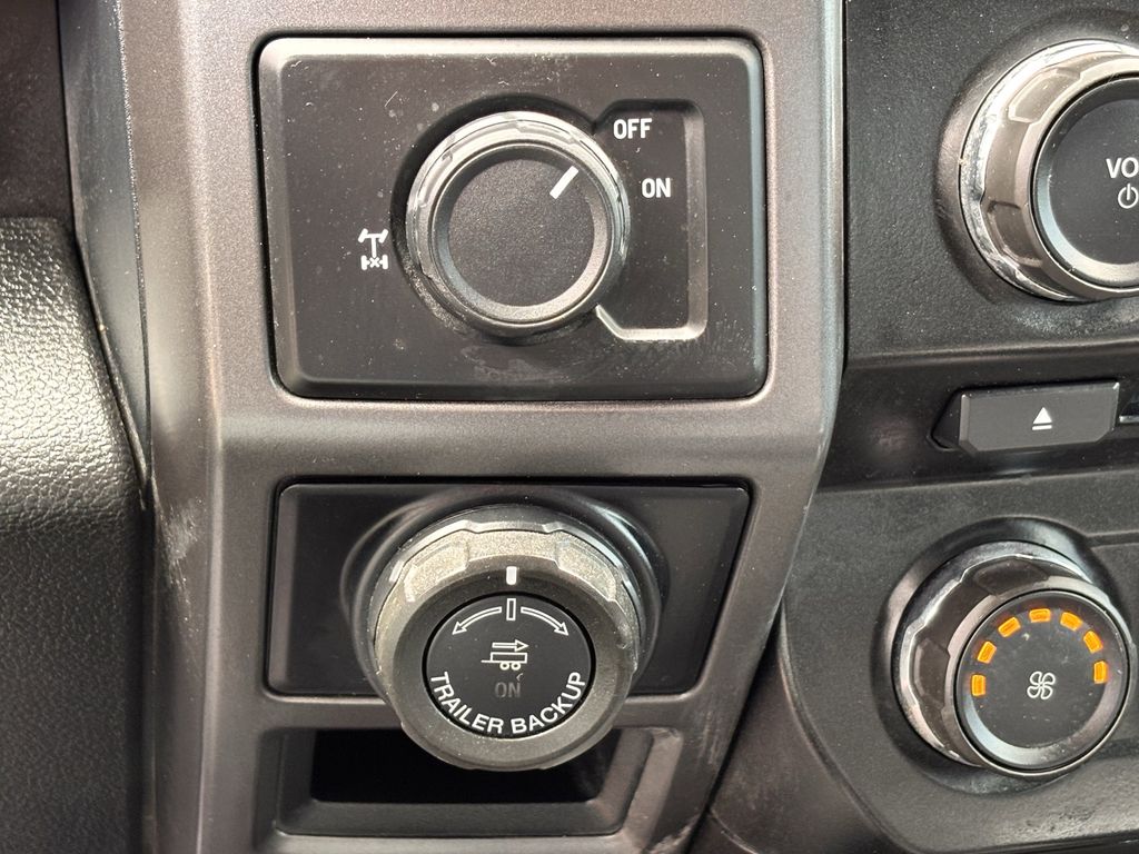 Used Car 2017 Ford F-150  Xlt For Sale Under $20,000 In Corsicana, Texas