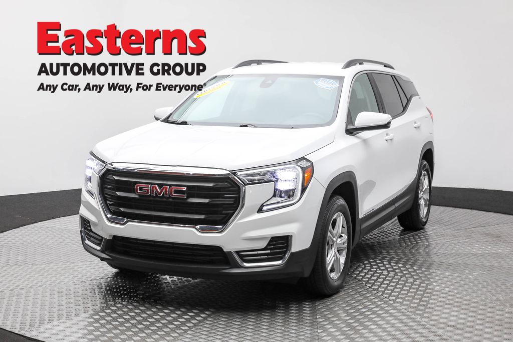 2023 GMC Terrain SLE's photo