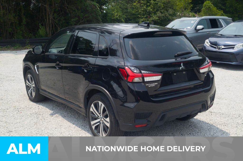 Used 2024 Blue Mitsubishi 2.0 SE image 4