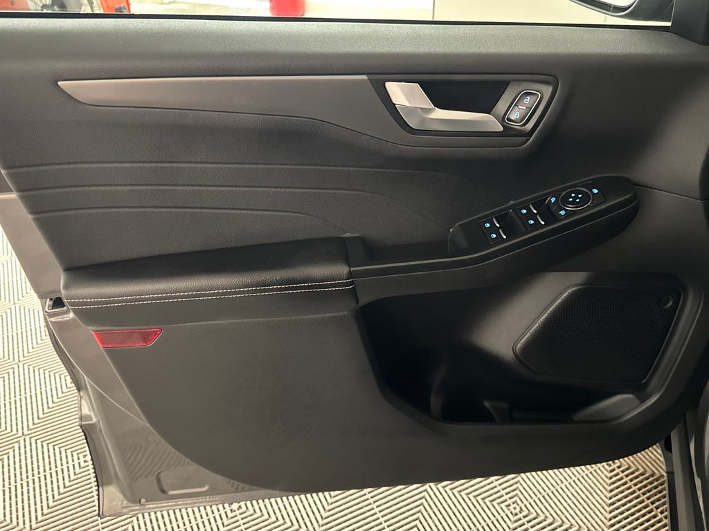 Certified Used 2025 Gray Ford Base image 15