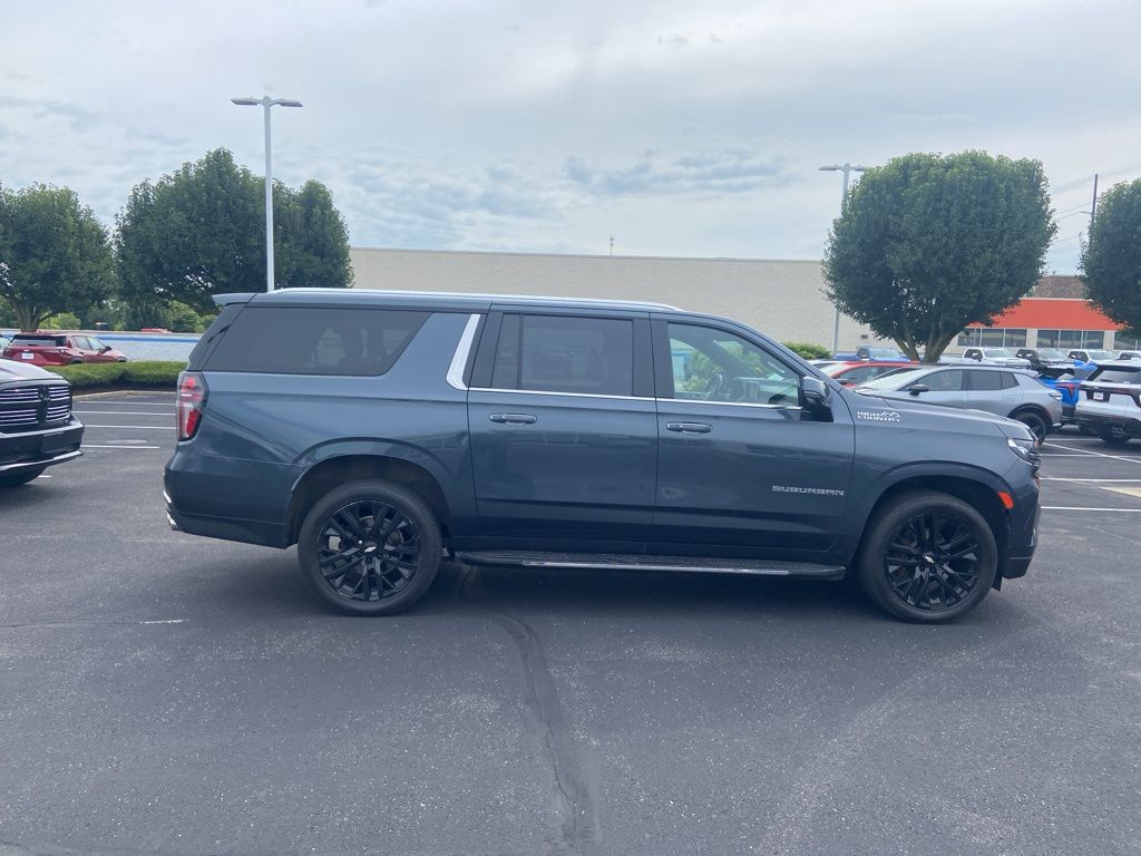 Thumbnail: 2021 Chevrolet Suburban - 6