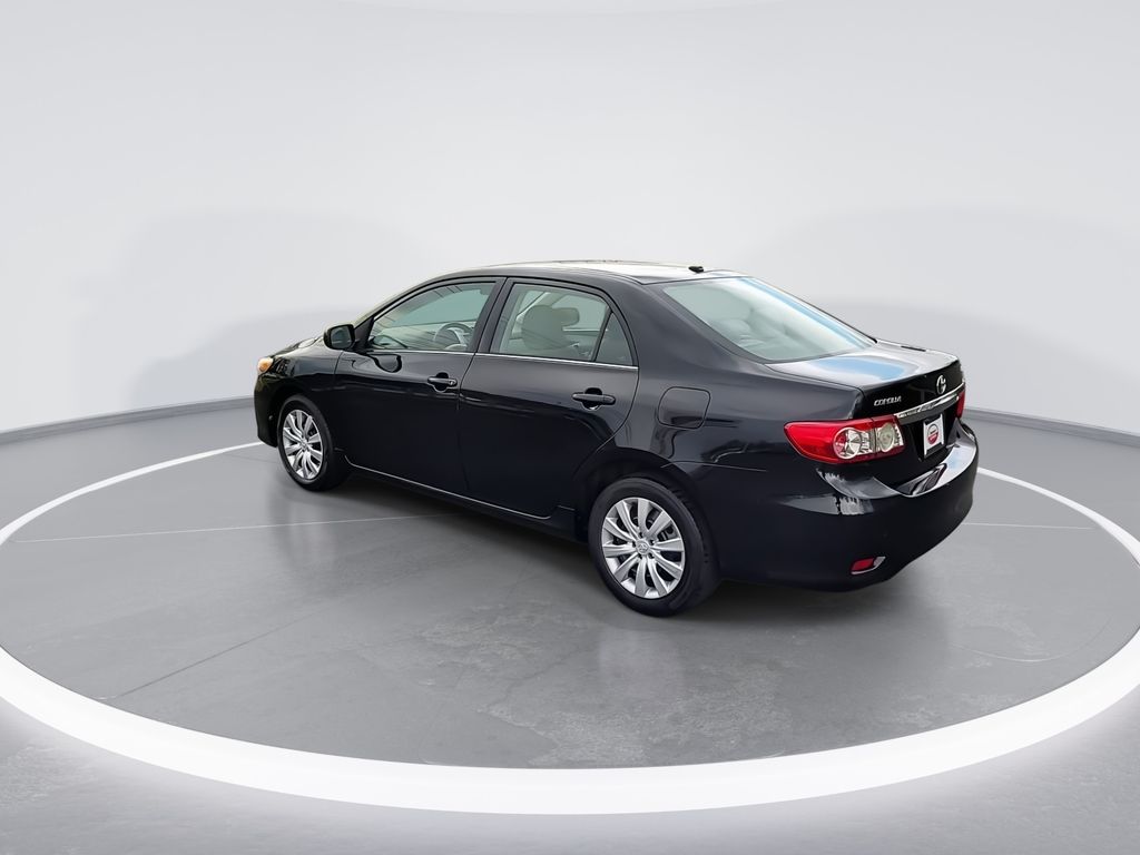 2013 Toyota Corolla LE 6