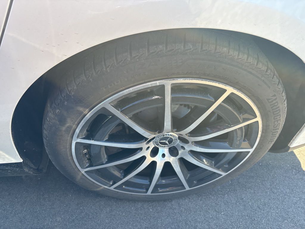 Thumbnail: 2022 Mercedes-Benz EQS - 3