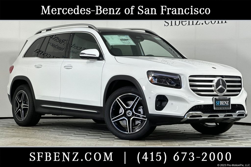 Polar White 2026 Mercedes-Benz GLB 250 4MATIC SUV / Crossover All-Wheel Drive 8-Speed Dual Clutch
