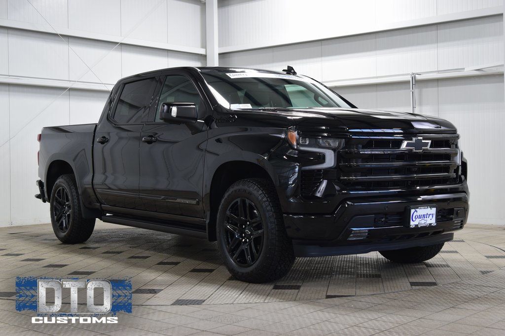 2025 Chevrolet Silverado 1500 High Country Crew Cab 4WD