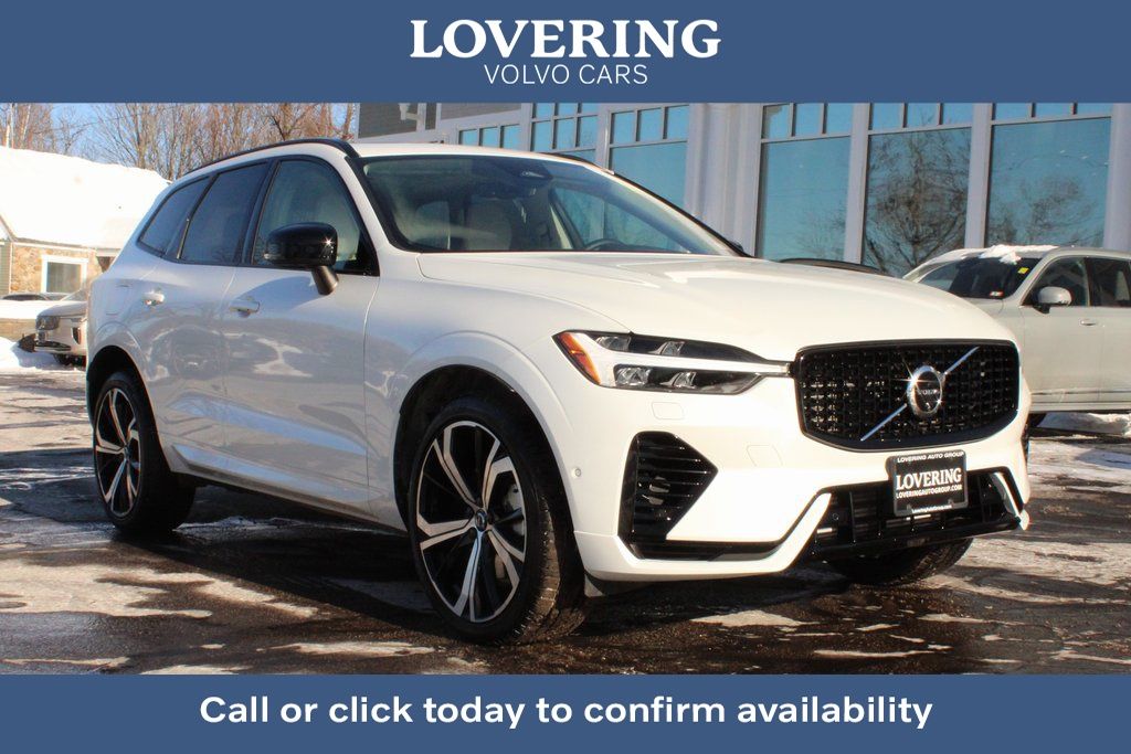 2025 Volvo XC60 Recharge T8 Ultra Dark Theme eAWD