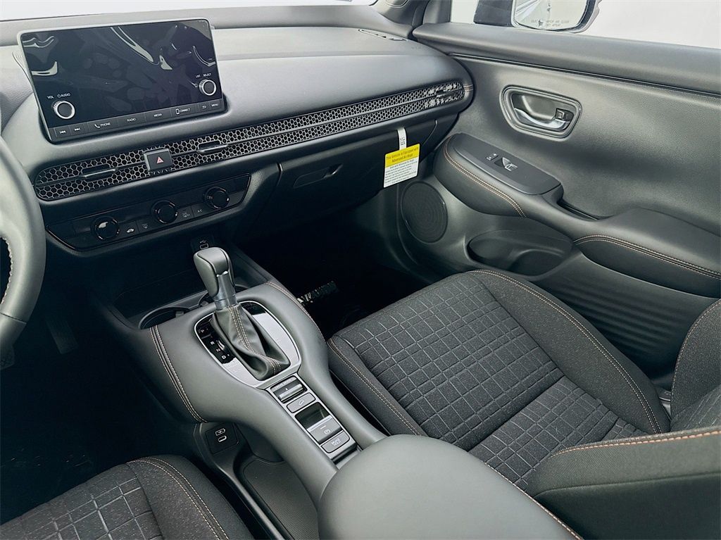 Used Car 2025 Honda Hr-v  Sport For Sale Under $30,000 In Austin, Texas