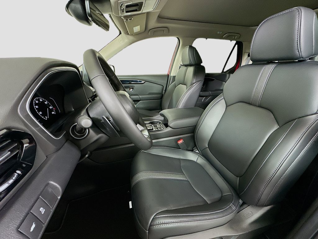 Thumbnail: 2025 Honda Pilot - 16