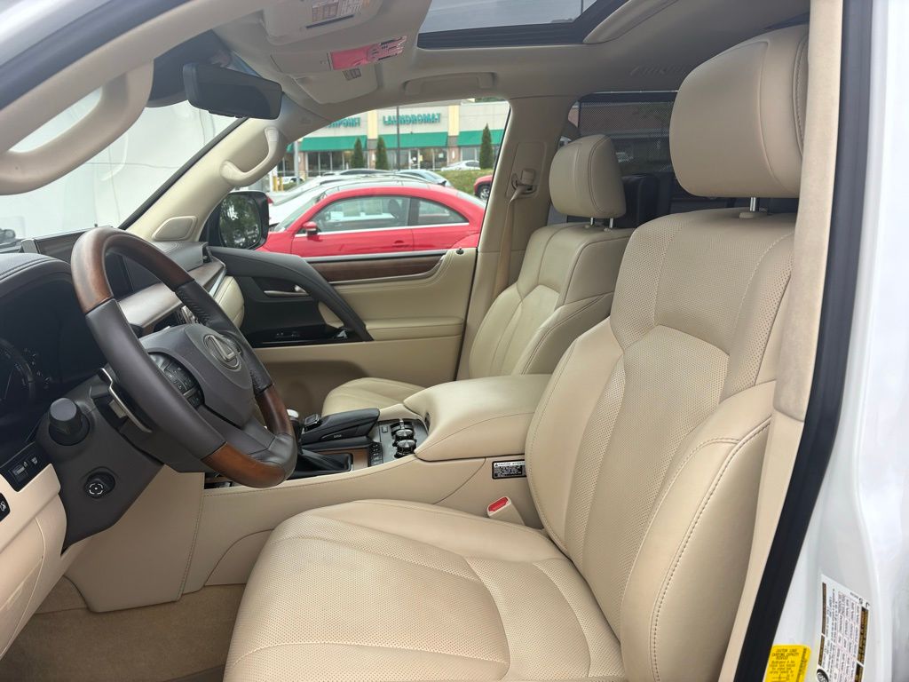 2020 Lexus LX 570 Two-Row