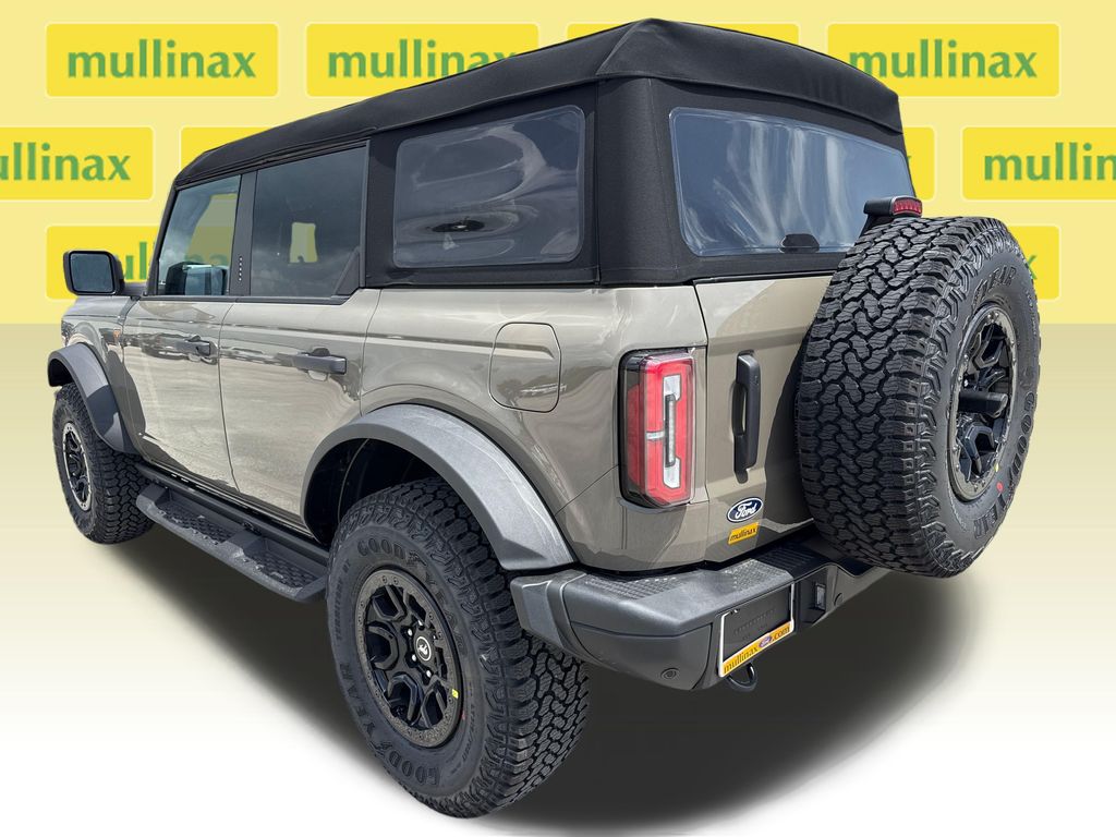 New 2026 Gray Ford Badlands image 4