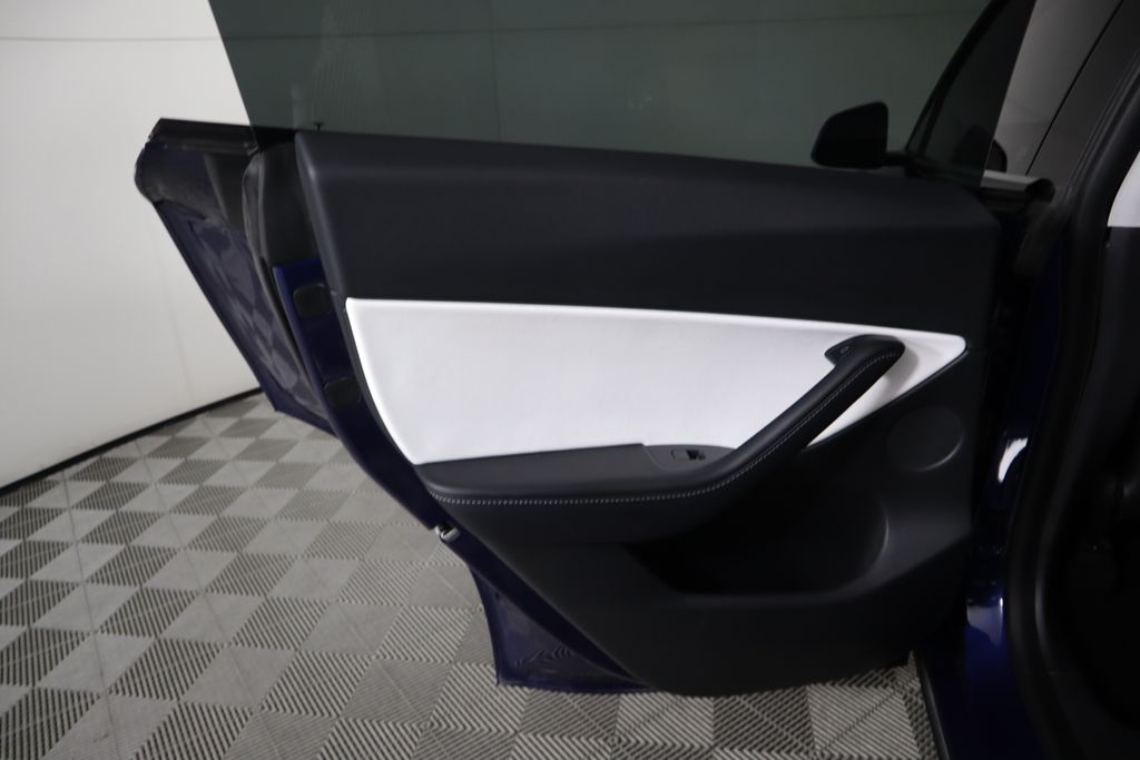 2021 Tesla Model Y Performance 27