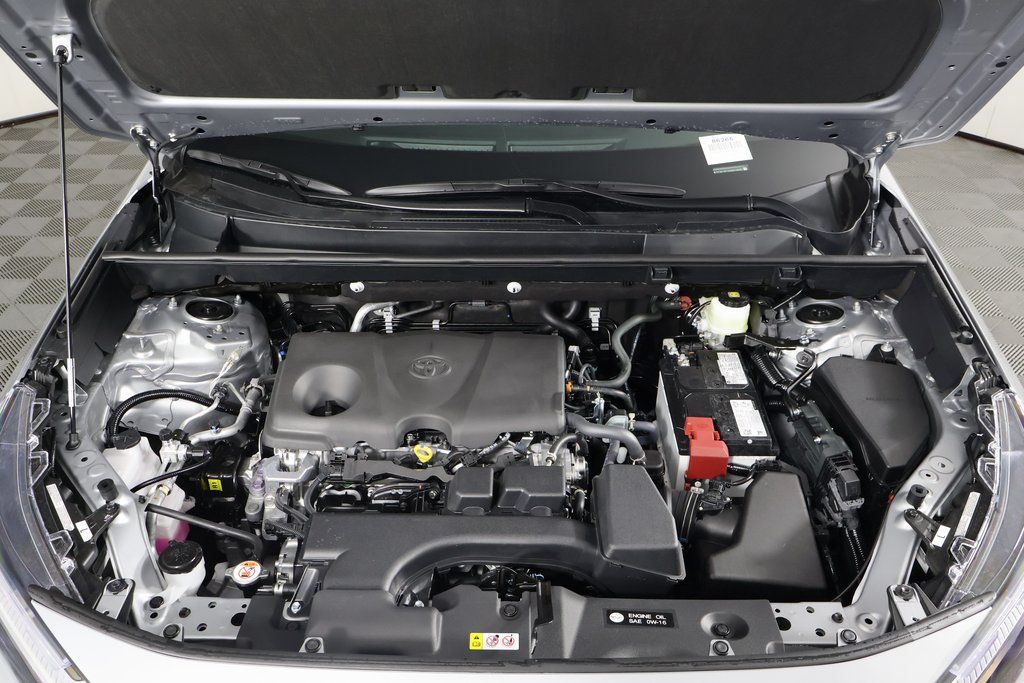 Thumbnail: 2025 Toyota RAV4 - 9