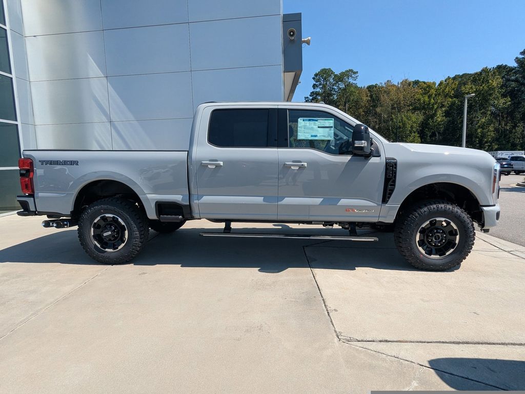 2026 Ford Super Duty F-350 SRW Platinum