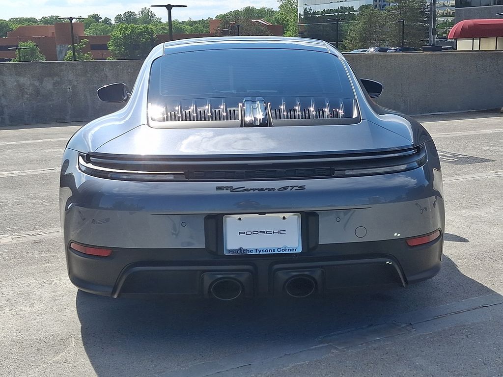 Thumbnail: 2026 Porsche 911 - 9