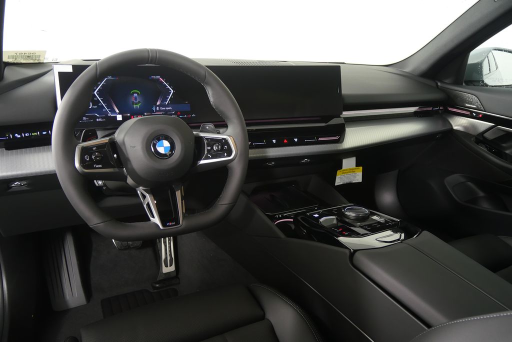 Thumbnail: 2026 BMW 5 Series - 18