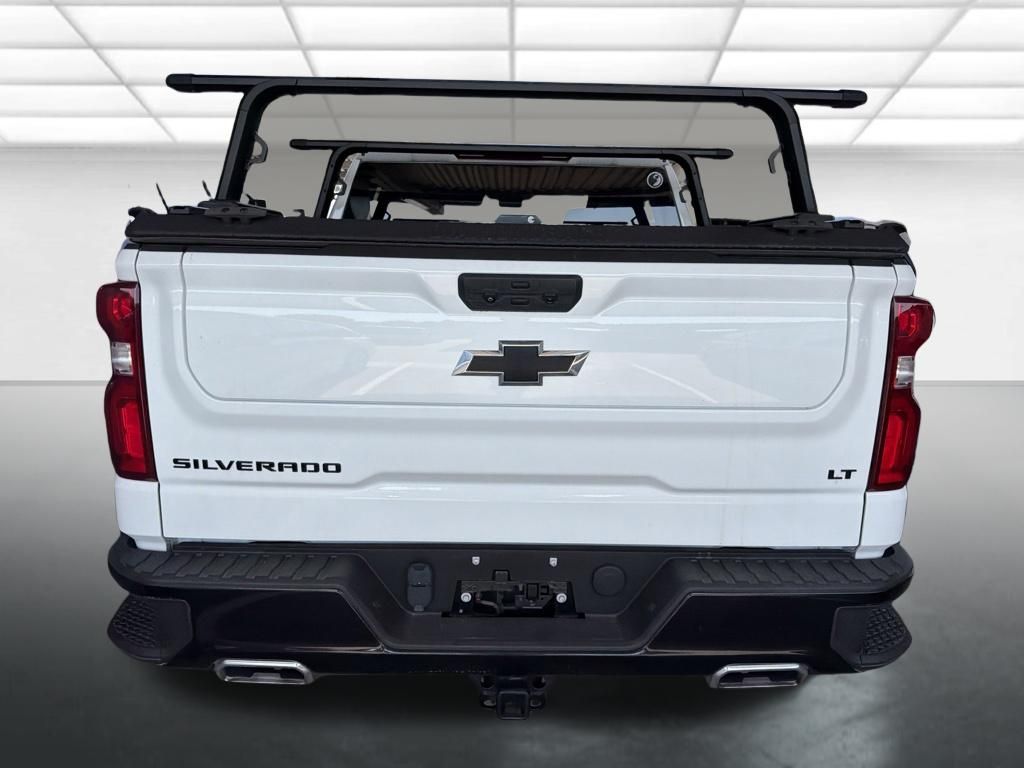 Summit White 2023 Chevrolet Silverado 1500 Pickup Truck Four-Wheel Drive Automatic