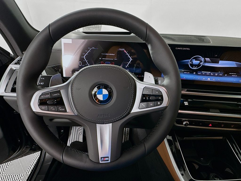 Thumbnail: 2026 BMW X5 - 10