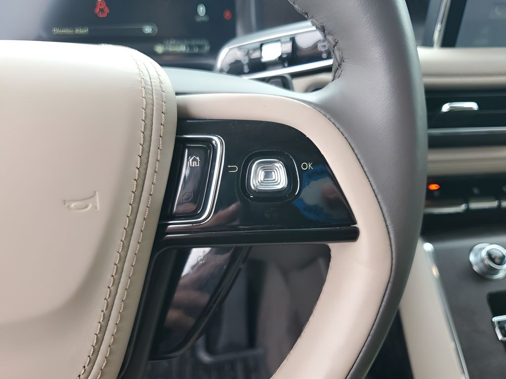 Used Car 2023 Lincoln Aviator  Reserve For Sale Under $50,000 In Austin, Texas