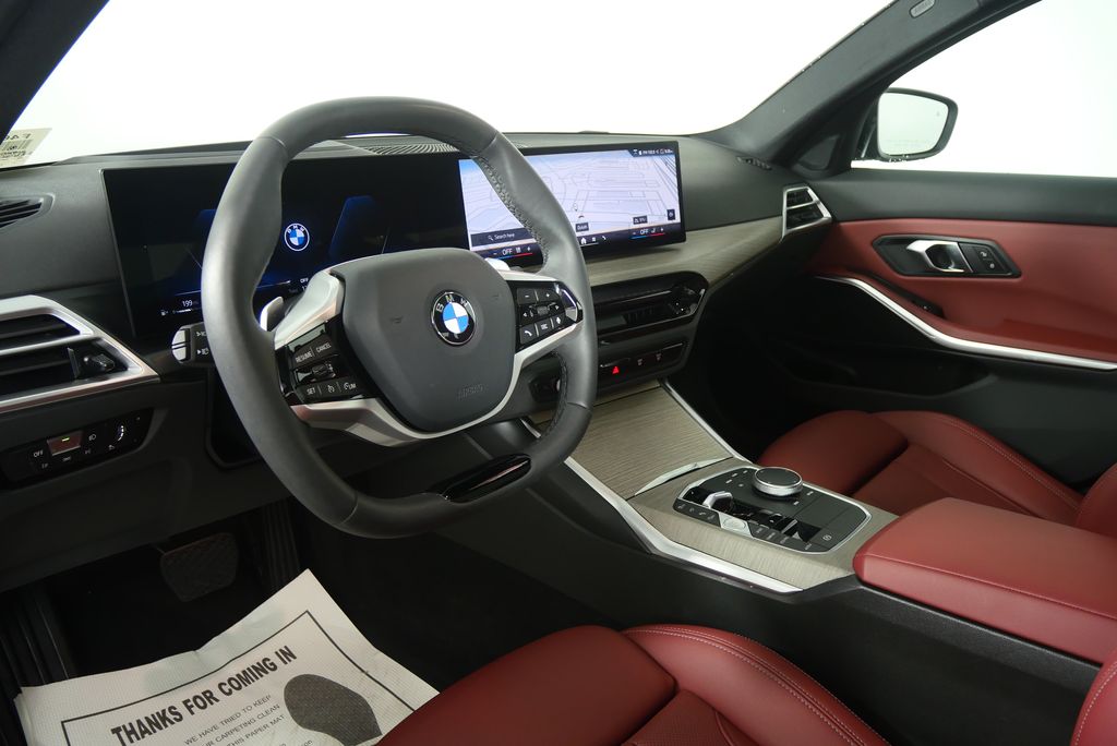 Thumbnail: 2025 BMW 3 Series - 13