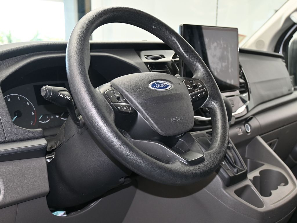 Used 2023 Oxford White Ford XLT image 13