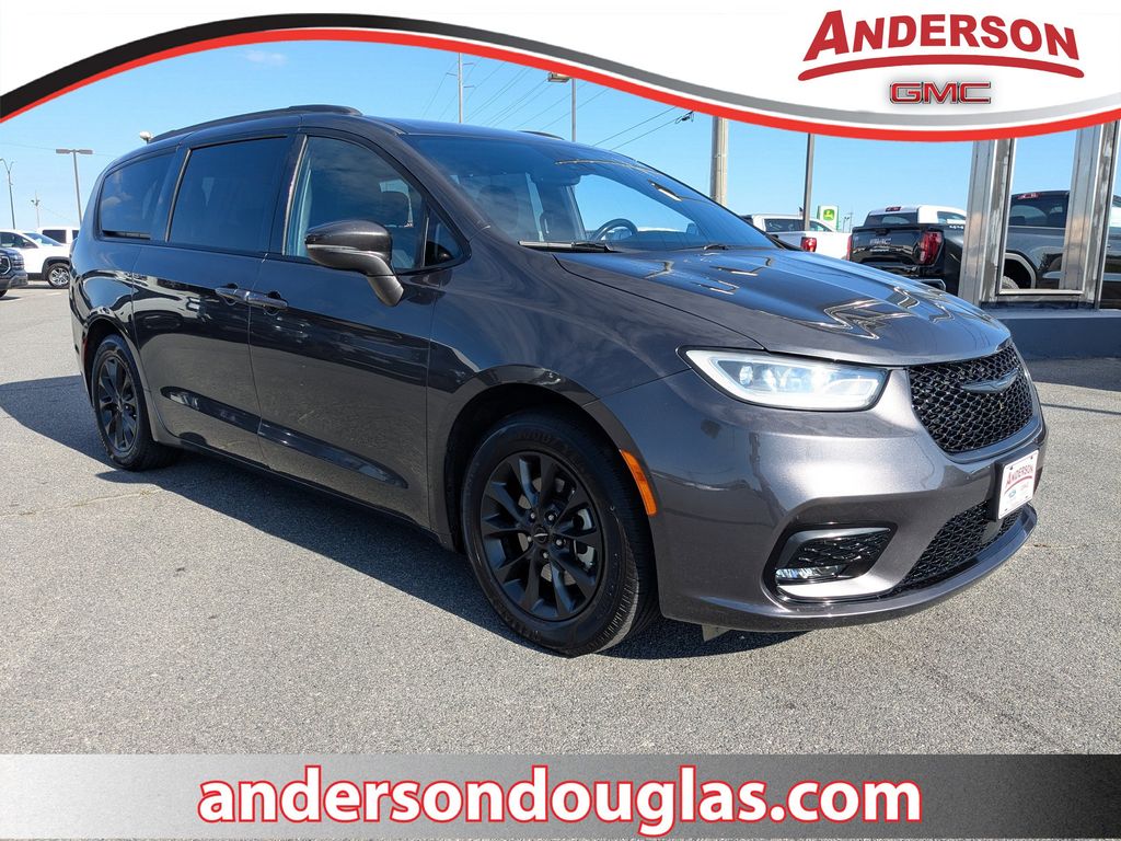 2021 Chrysler Pacifica Touring FWD