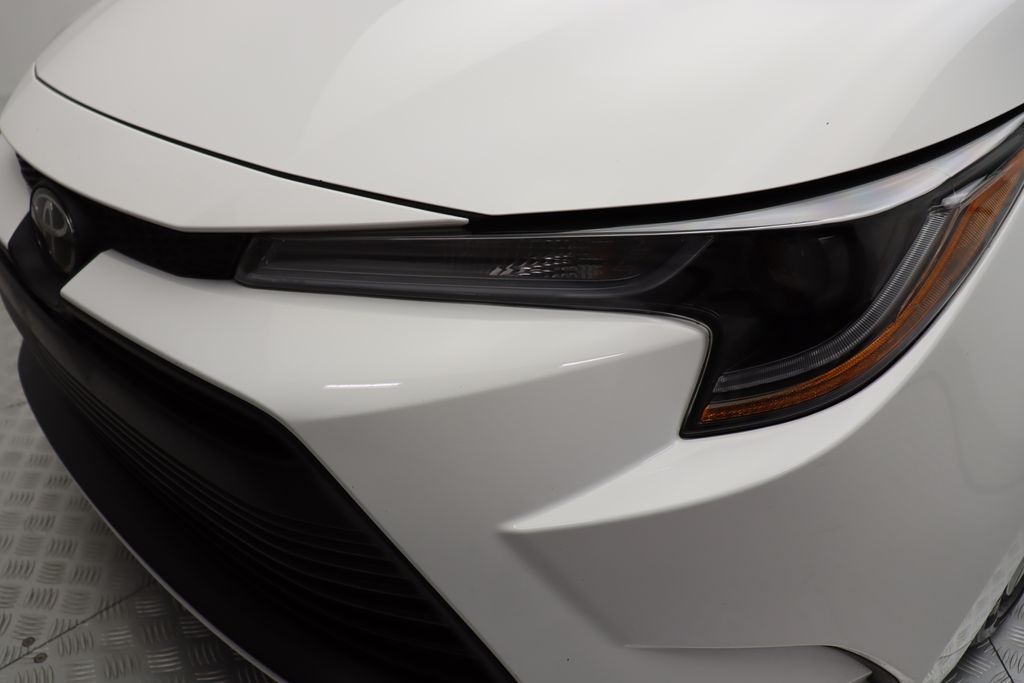 2023 Toyota Corolla LE 3