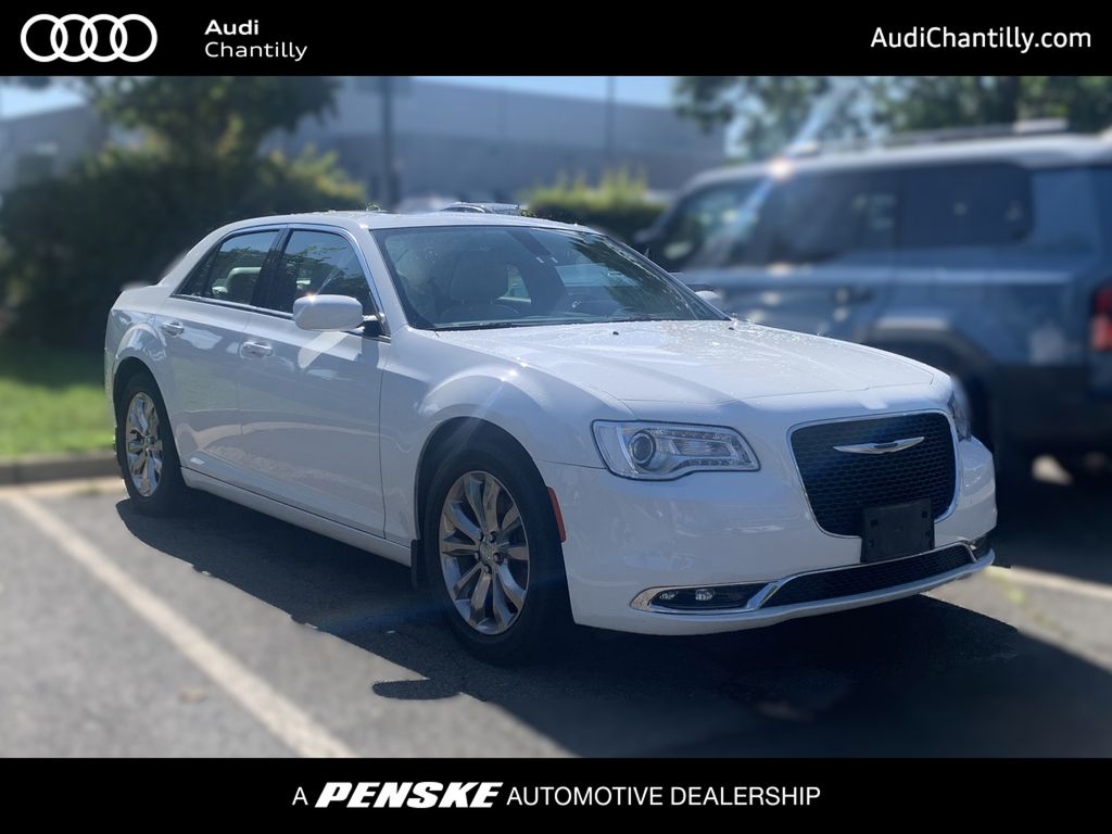Bright White Clearcoat 2019 Chrysler 300 Sedan All-Wheel Drive 8-Speed Automatic