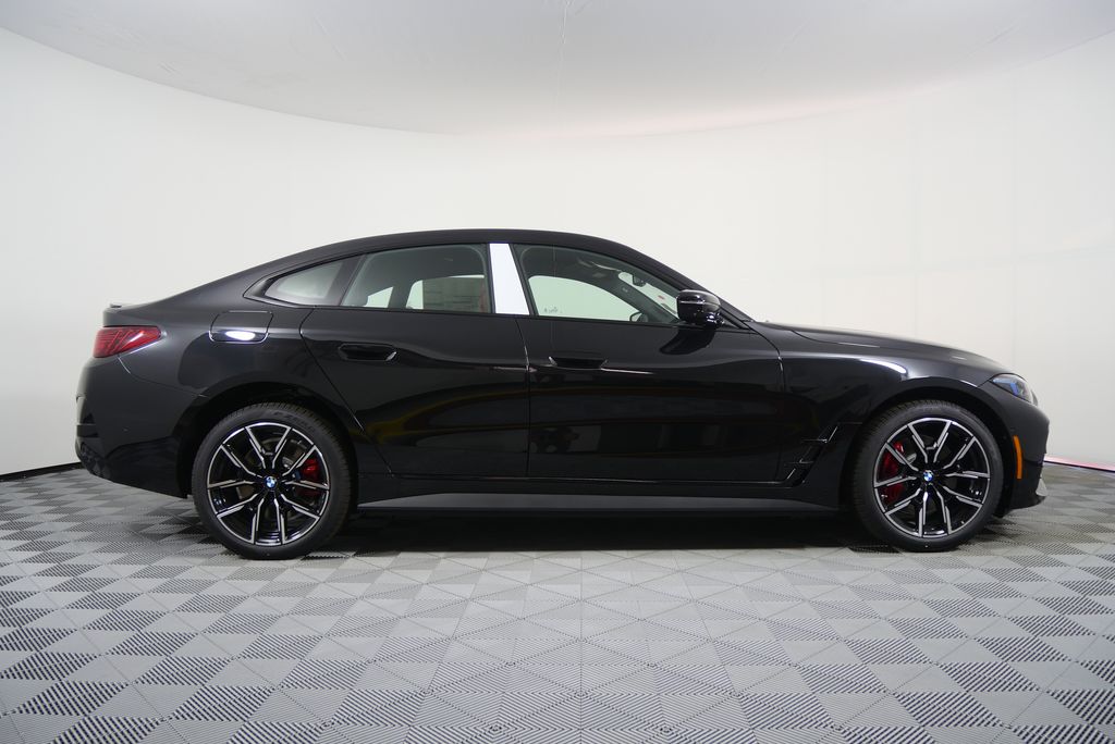 Thumbnail: 2025 BMW i4 - 2