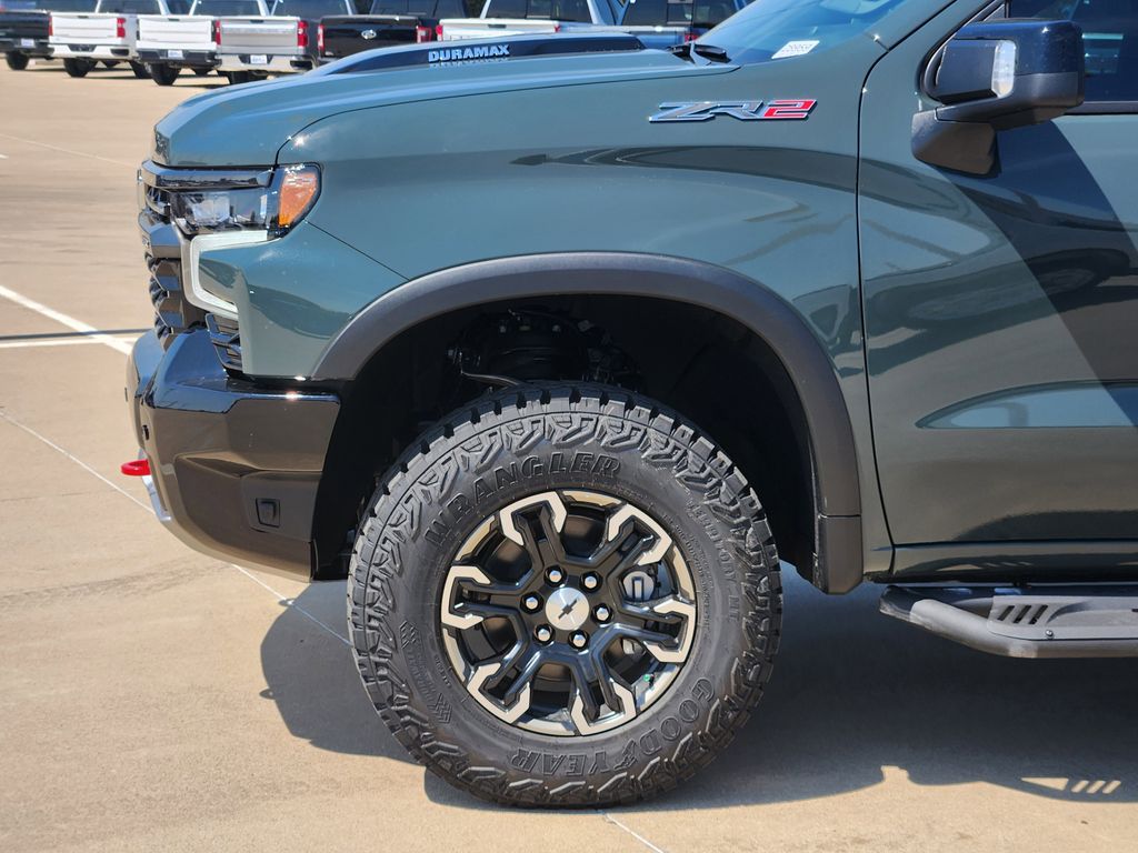 2026 Chevrolet Silverado ZR2 photo 4
