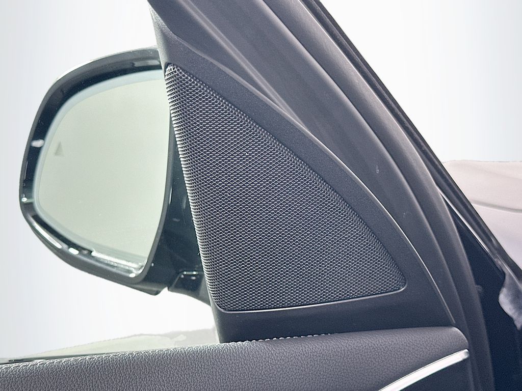 Thumbnail: 2023 BMW X3 - 19