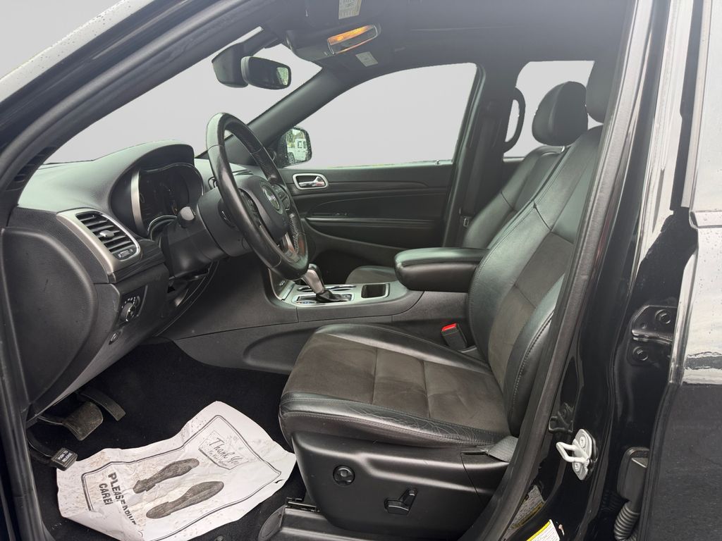 2020 Jeep Grand Cherokee Altitude - 9