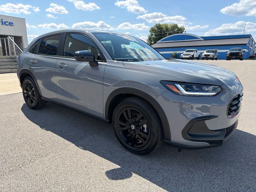 Urban Gray 2027 Honda HR-V SUV / Crossover All-Wheel Drive Continuously Variable Transmission