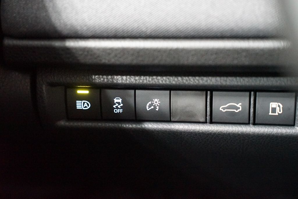 Thumbnail: 2026 Toyota Camry - 24