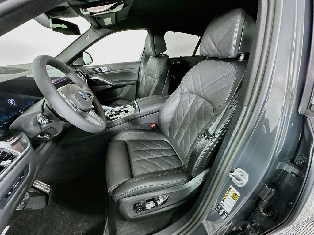 Thumbnail: 2027 BMW X6 - 16