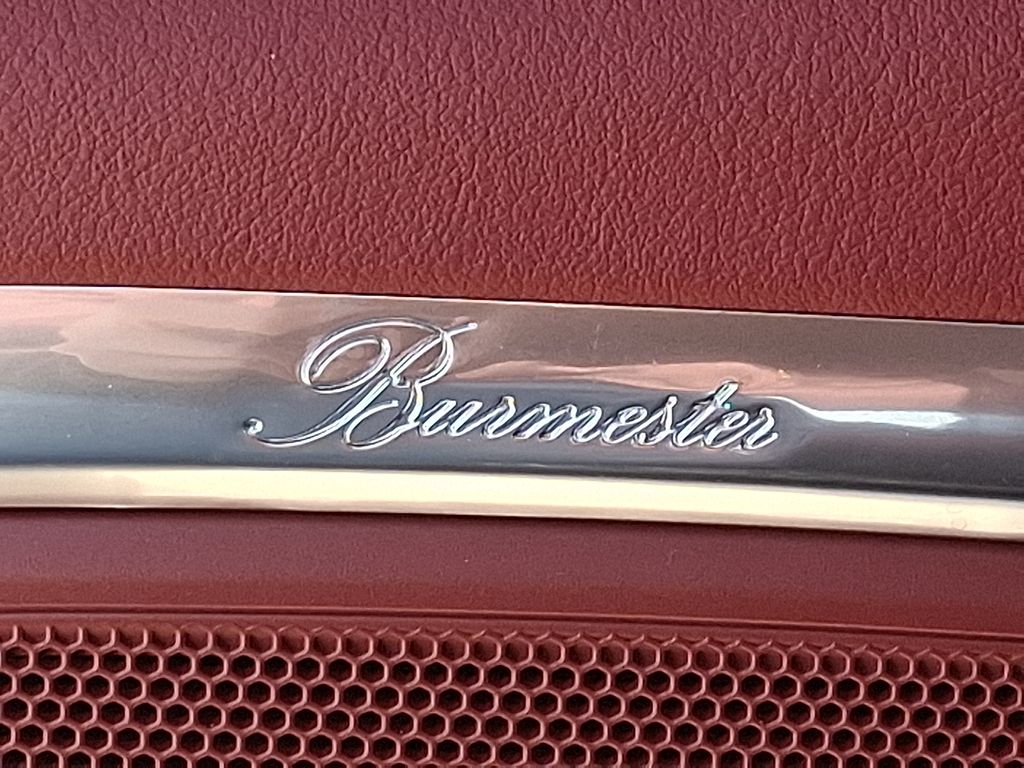 Thumbnail: 2026 Porsche Macan - 29