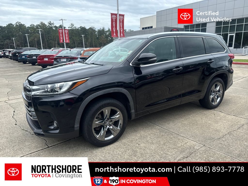 Midnight Black Metallic 2017 Toyota Highlander SUV / Crossover Front-Wheel Drive 8-Speed Automatic