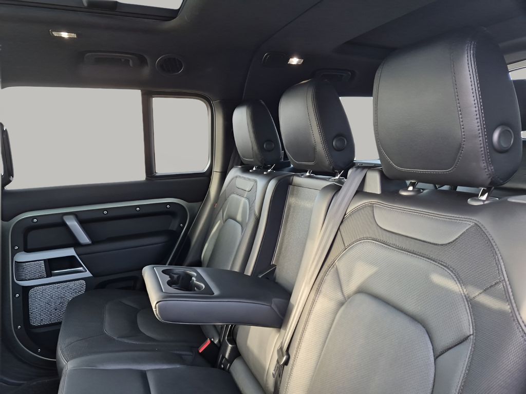 Used Car 2024 Land Rover Defender 130  X-dynamic Se For Sale Under $60,000 In Austin, Texas