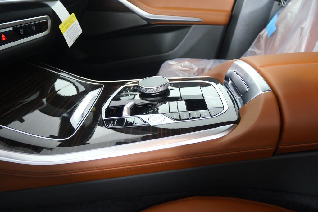 Thumbnail: 2026 BMW X5 - 22