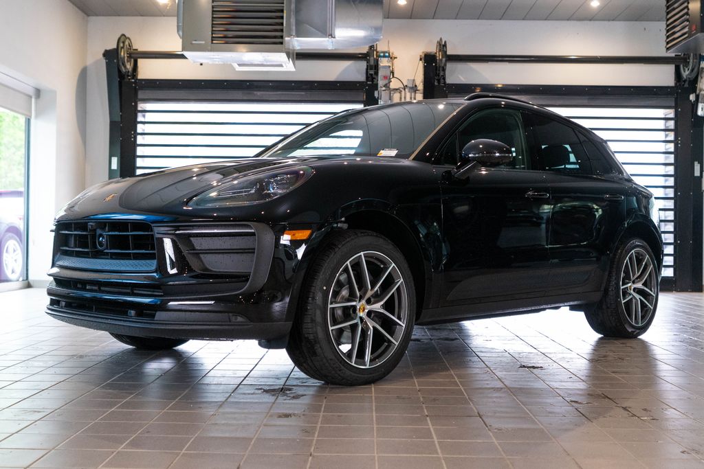 2026 Porsche Macan