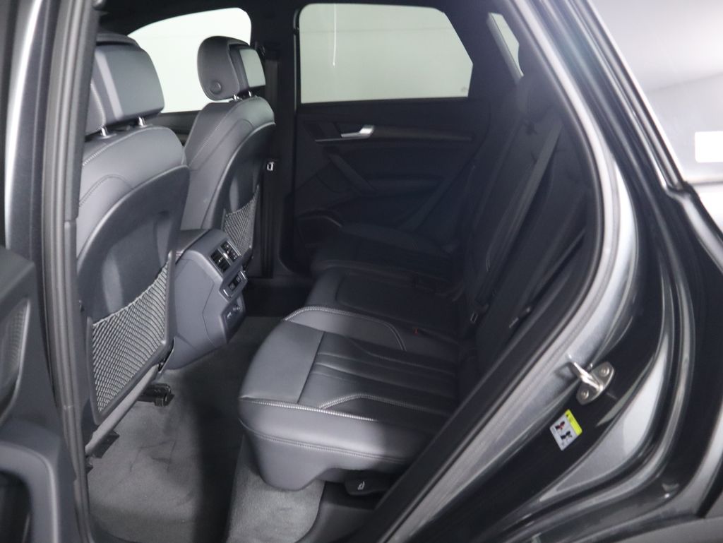 2025 Audi Q5  23