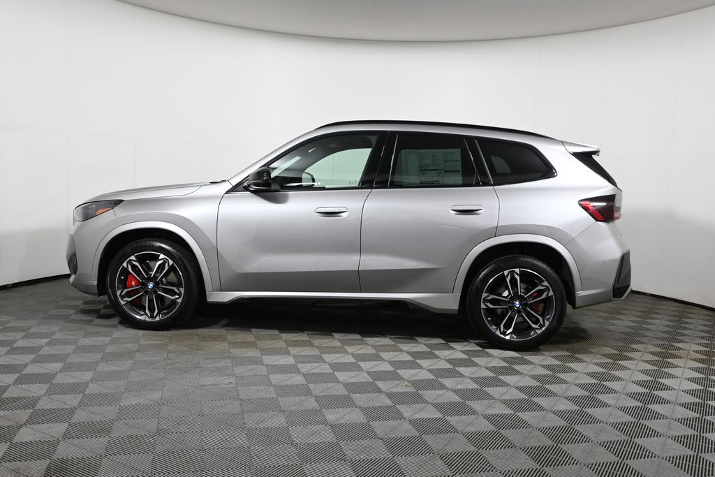 Thumbnail: 2027 BMW X1 - 2