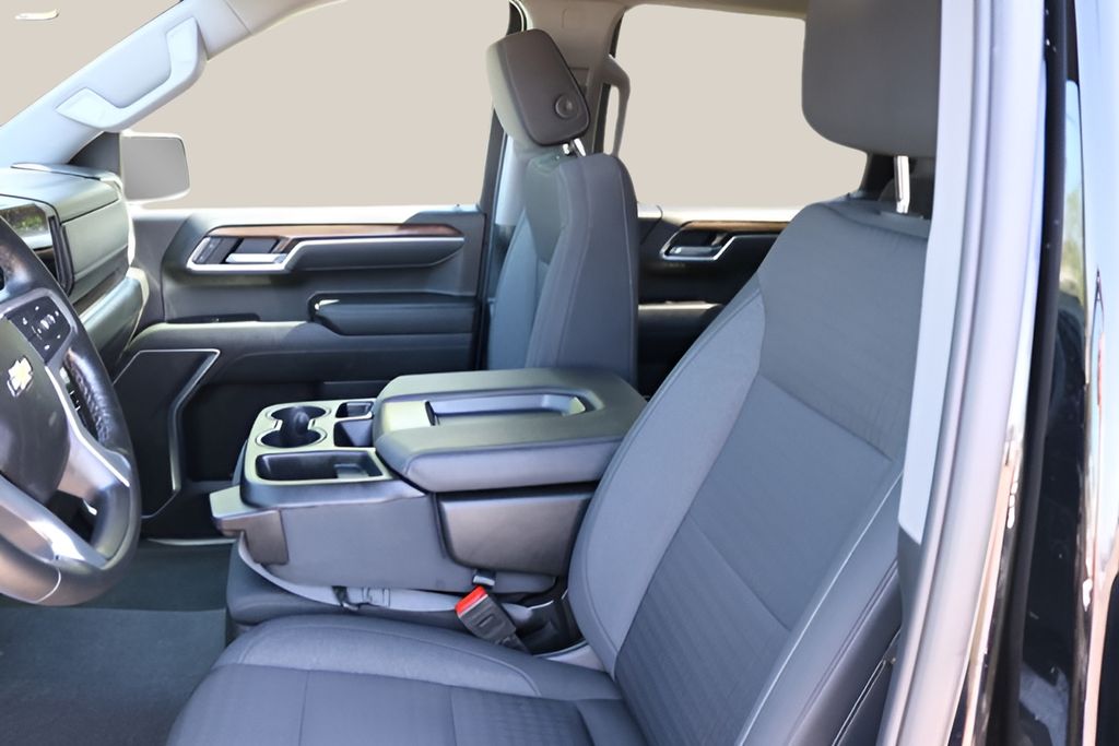 Used Car 2025 Chevrolet Silverado 1500  Lt For Sale Under $40,000 In Austin, Texas