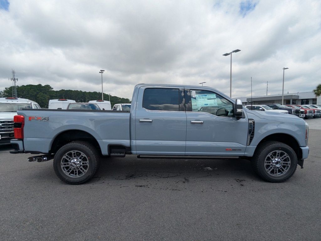 2025 Ford F-250 Super Duty Platinum