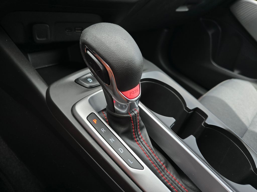 Used 2024 Red Chevrolet 1RS image 26